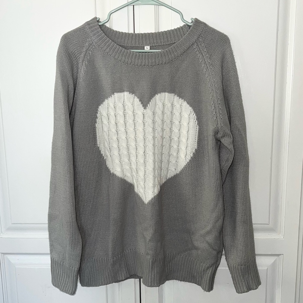 Gray Heart Sweater Large Cozy Knit Crewneck Soft Girl Cottagecore Pullover - Picture 2 of 7